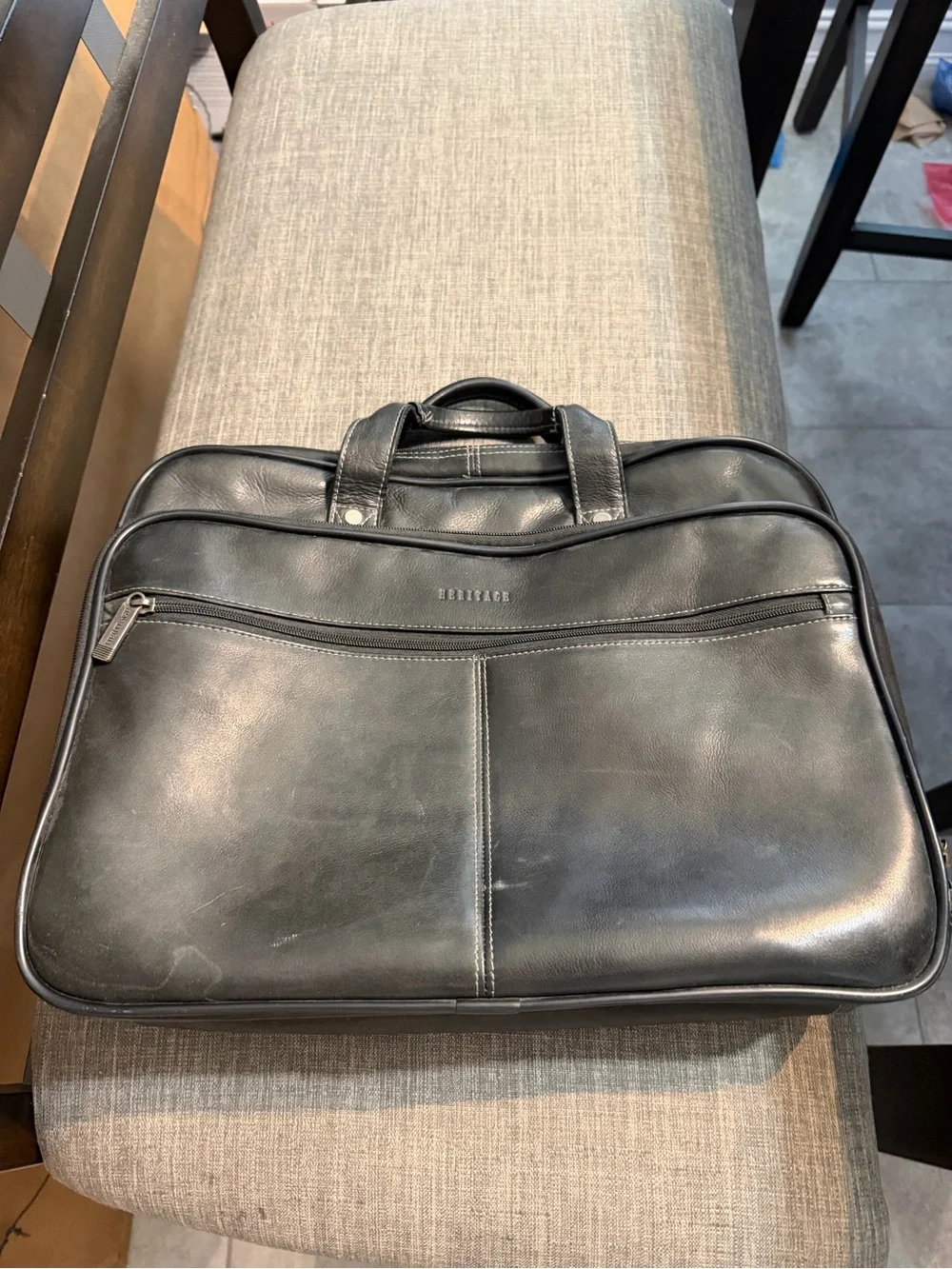 Heritage Black Leather Briefcase Laptop Bag - Black. Fits up to 14 inch laptop